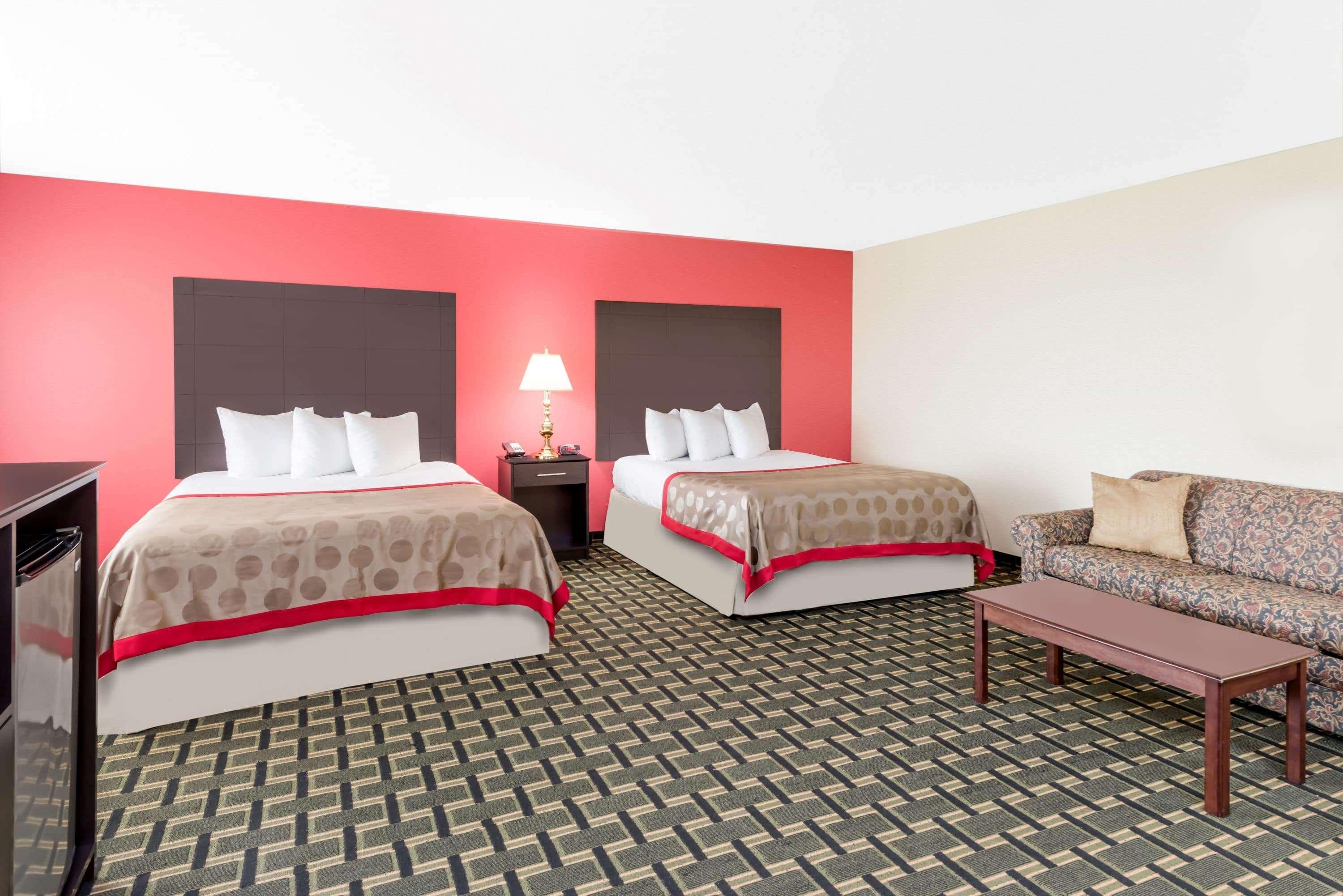 รามาดา บาย วินด์แฮม แวนดาเลีย Hotel Vandalia ภายนอก รูปภาพ