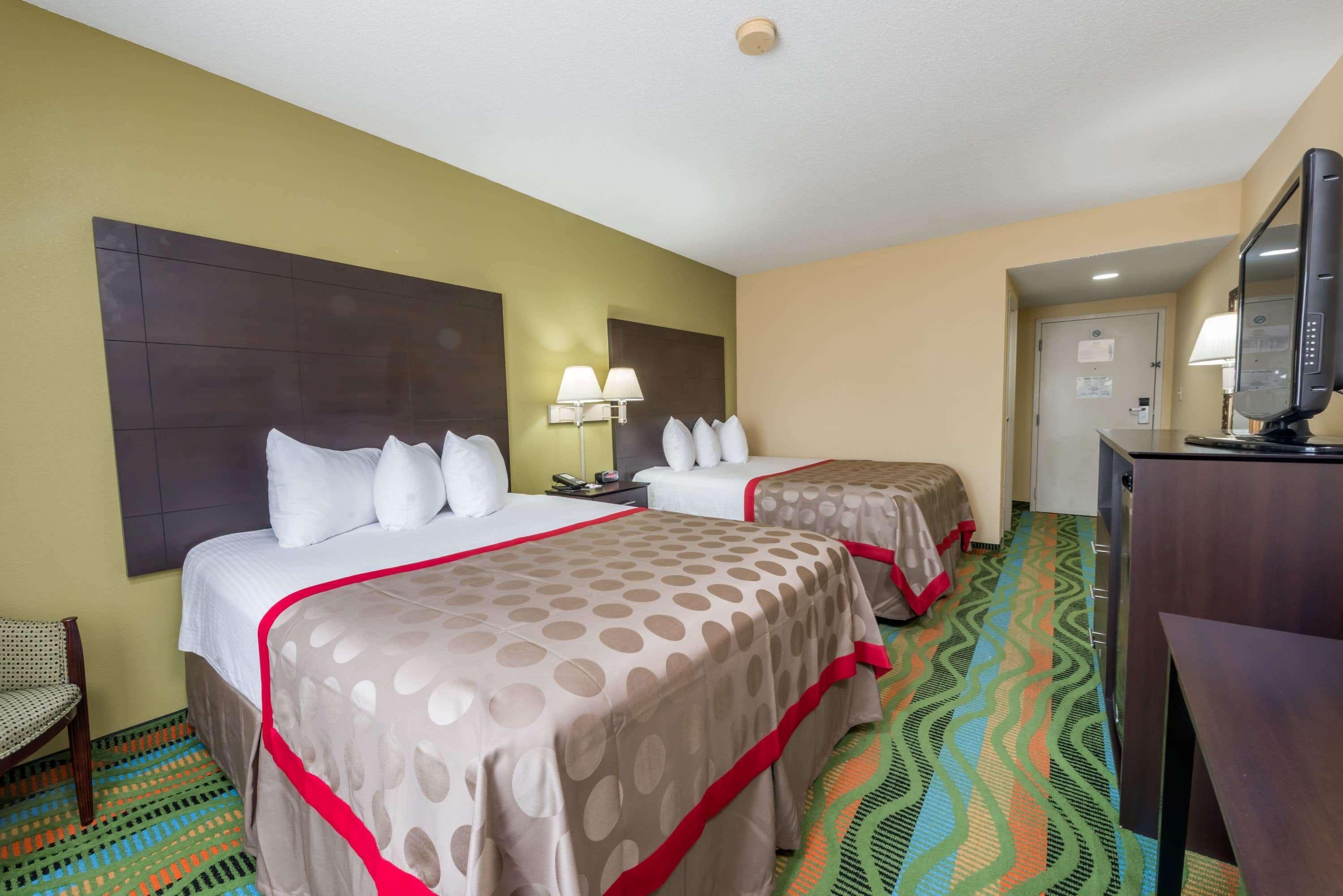 รามาดา บาย วินด์แฮม แวนดาเลีย Hotel Vandalia ภายนอก รูปภาพ